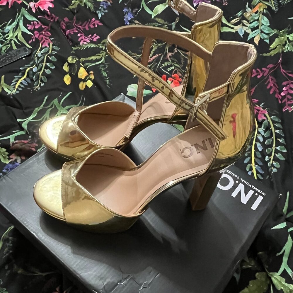 I.N.C. Ninel Platform Sandals - Picture 3 of 5
